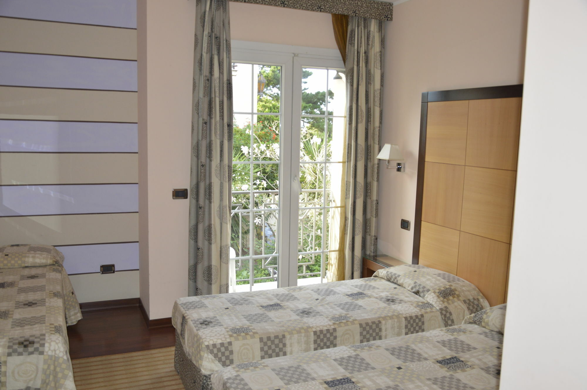 Regent Beach Hotel & Apartments Reggio di Calabria Eksteriør bilde